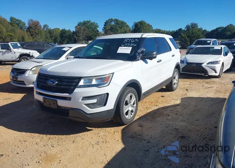 2017 Ford Police Interceptor z USA, uszkodzony, nr VIN 1FM5K8AR7HGB65506